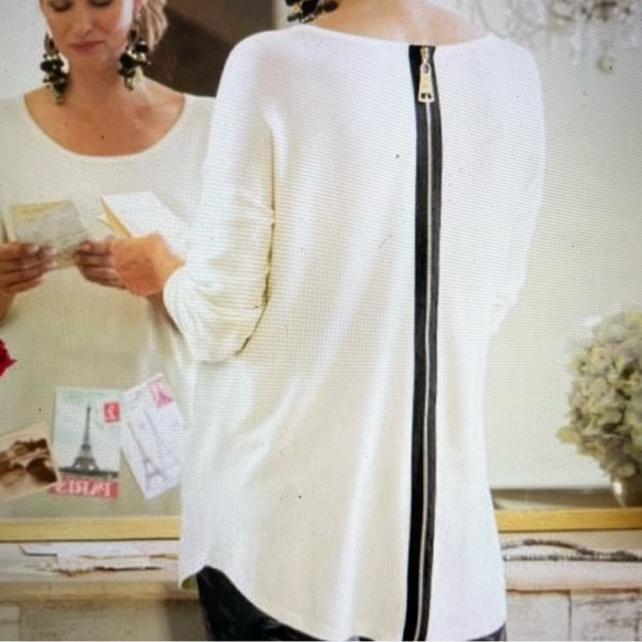 Soft Surroundings Sweaters - Soft Surroundings White Black Zipper Sweater 1X
